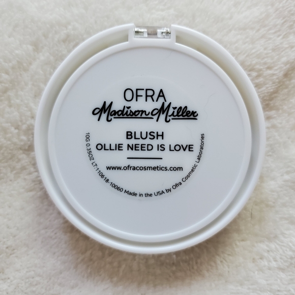 NEW Ofra × Madison Miller Ollie Need Is Love Blush Full Size NWOB - Picture 3 of 5